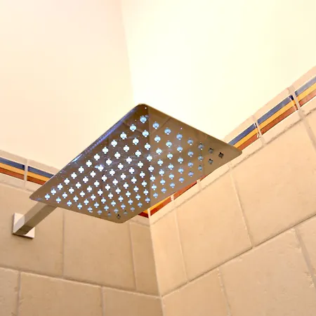 Santi E Saraceni Салерно