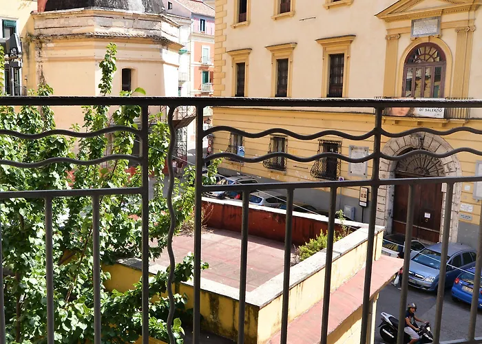 Santi E Saraceni ساليرنو