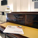 Santi E Saraceni Bed & Breakfast 3*