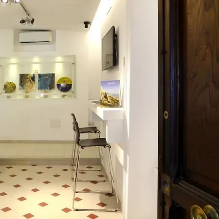Santi E Saraceni Bed & Breakfast Salerno