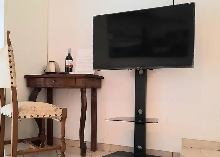 Santi E Saraceni 3* Σαλέρνο