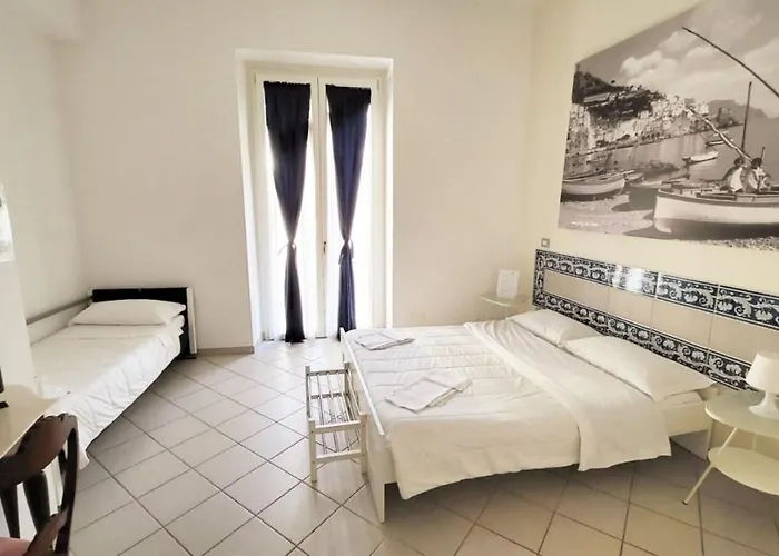 Bed and Breakfast Santi E Saraceni 3*